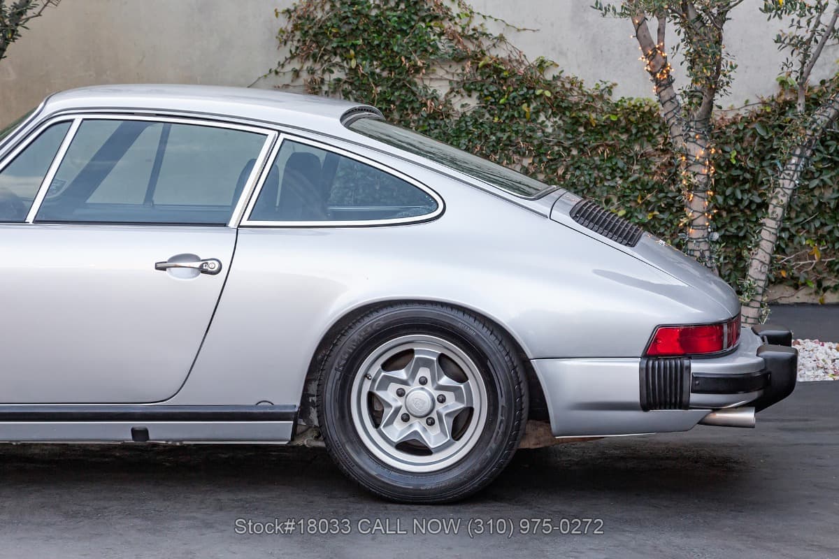 1975 Porsche 911S Sunroof Delete Coupe Silver Anniversary Edition thumbnail 10