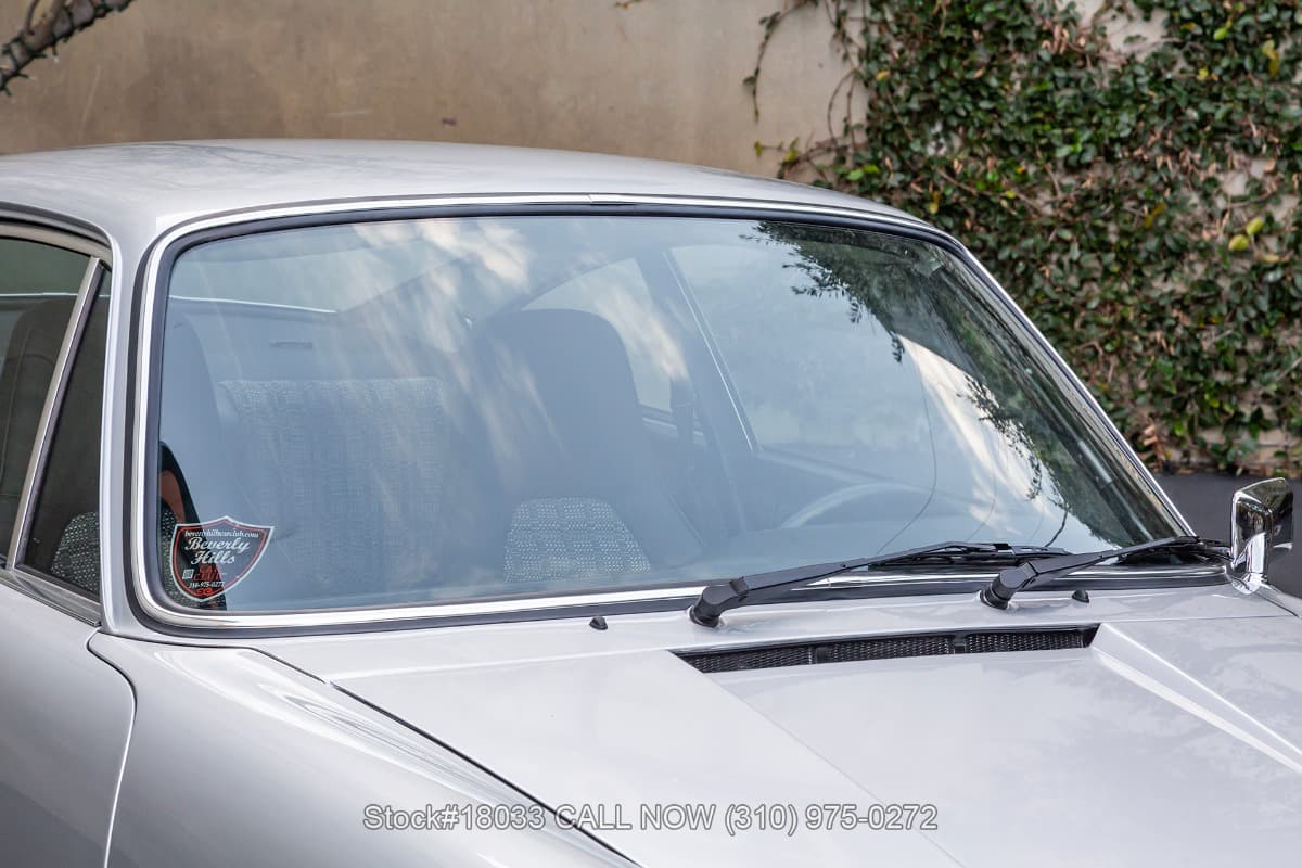 1975 Porsche 911S Sunroof Delete Coupe Silver Anniversary Edition thumbnail 7
