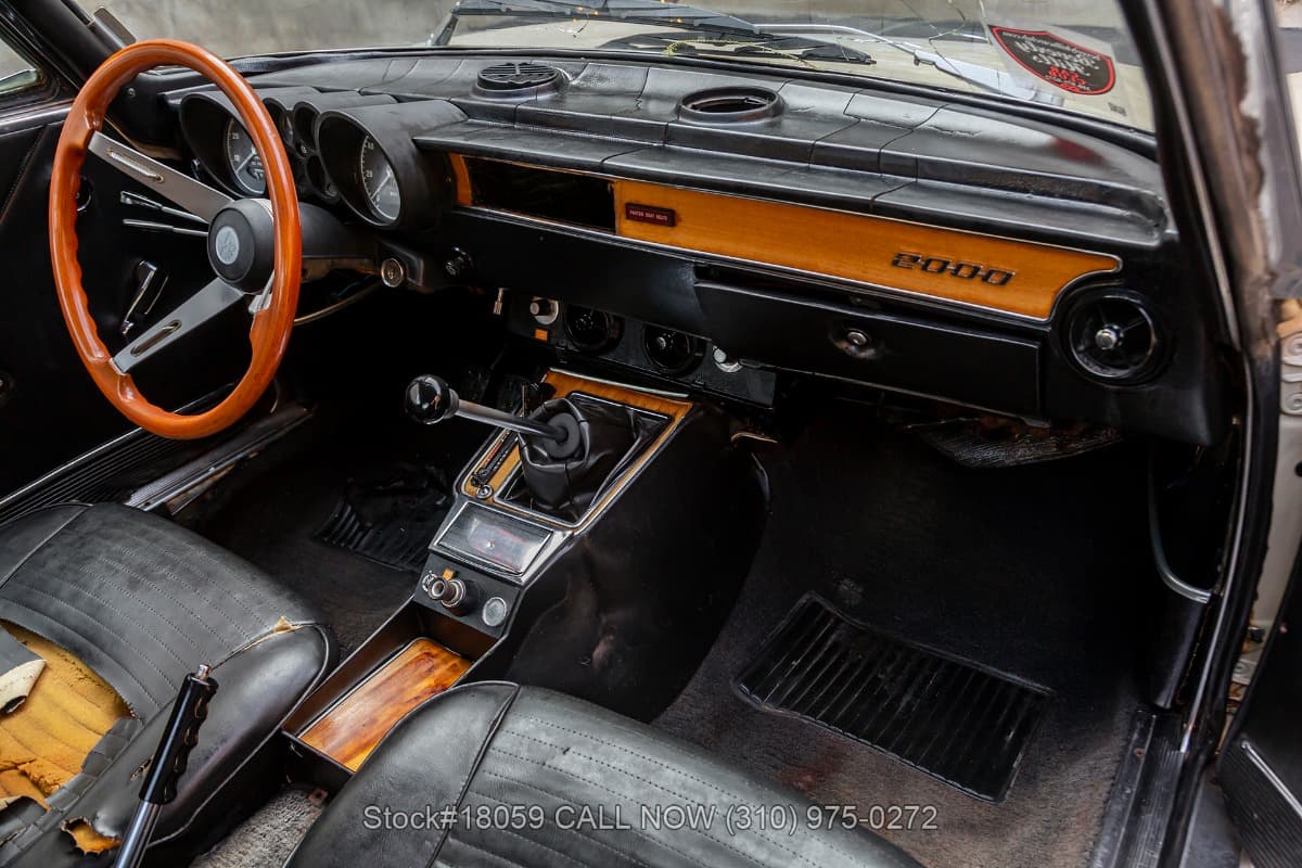 1974 Alfa Romeo GTV 2000 thumbnail 18