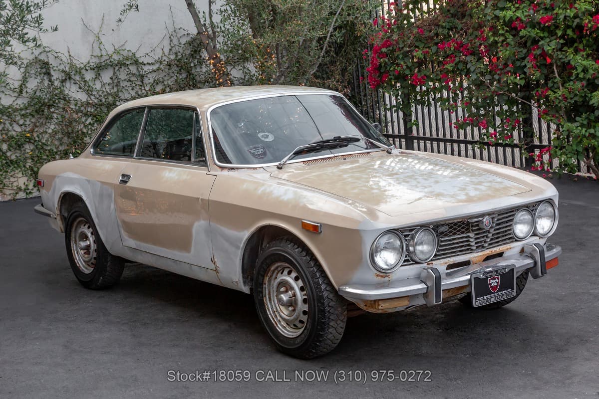 1974 Alfa Romeo GTV 2000 thumbnail 3