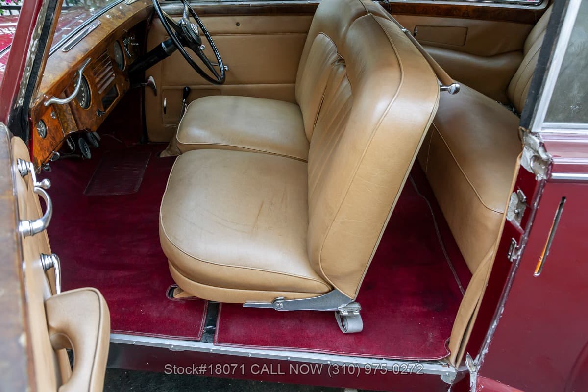 1952 Bentley Mark VI James Young Coupe Right-Hand-Drive thumbnail 11