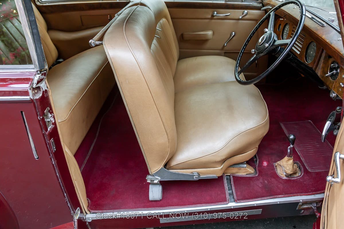 1952 Bentley Mark VI James Young Coupe Right-Hand-Drive thumbnail 14