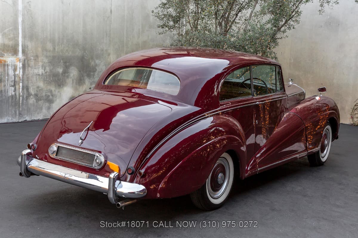 1952 Bentley Mark VI James Young Coupe Right-Hand-Drive thumbnail 4