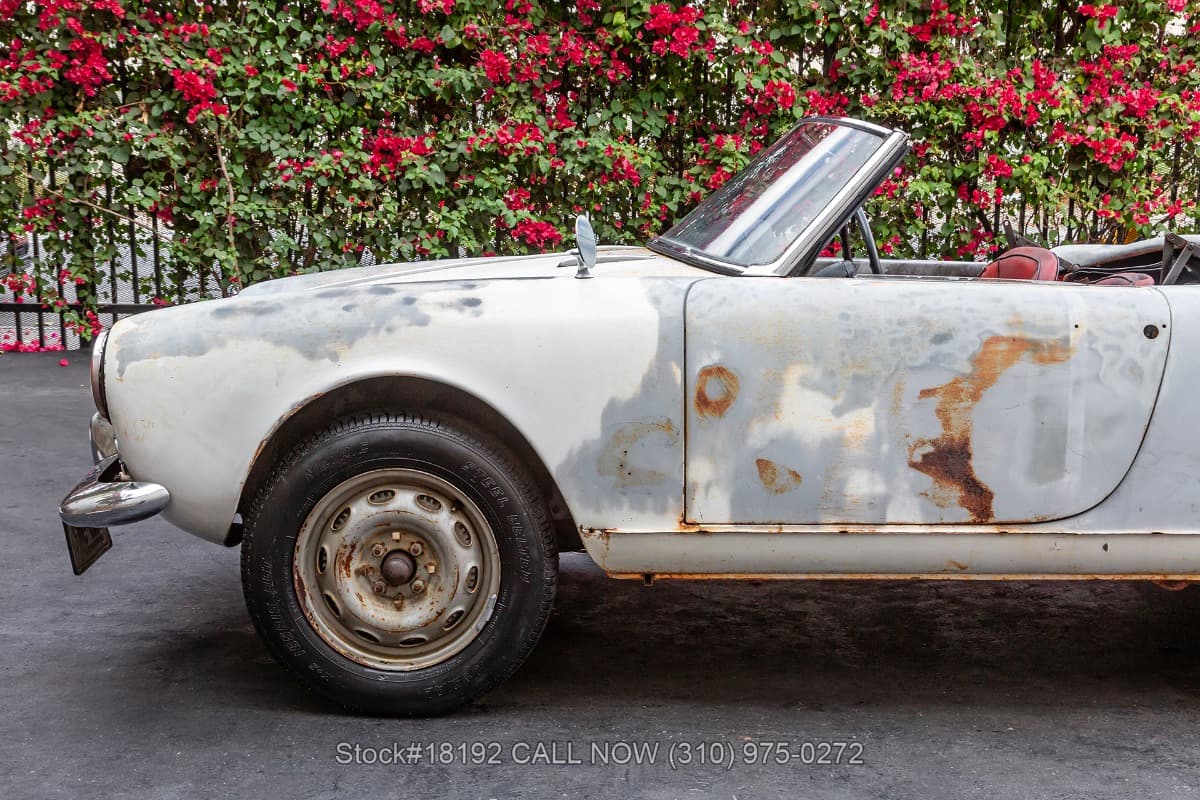 1958 Alfa Romeo Giulietta Spider thumbnail 11