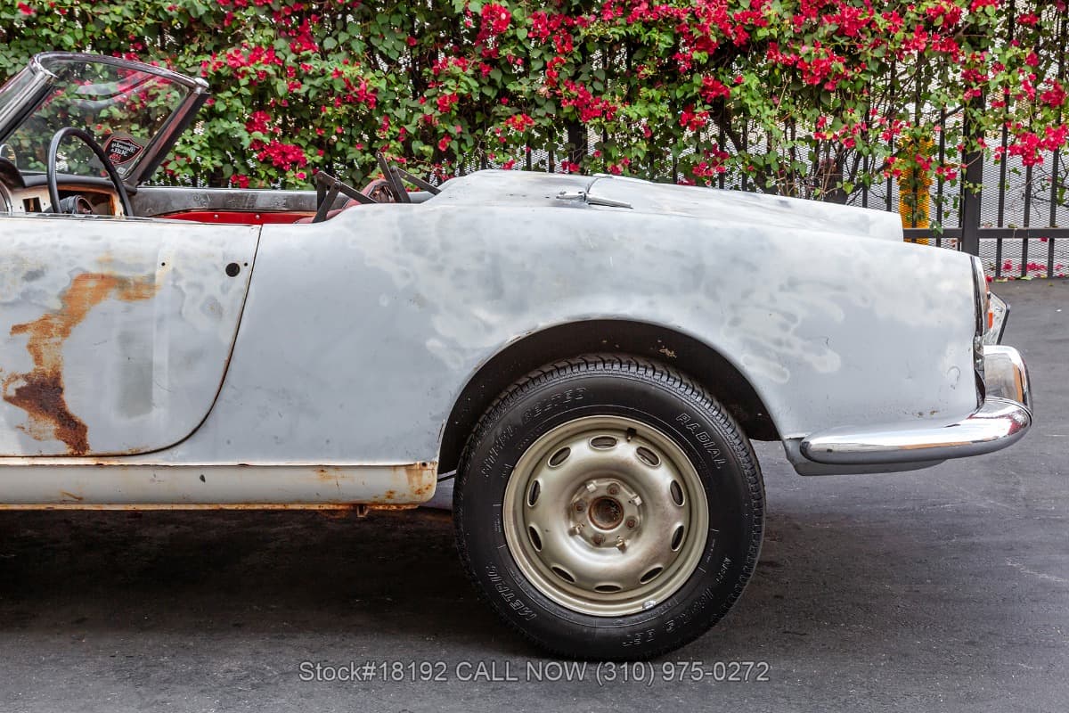 1958 Alfa Romeo Giulietta Spider thumbnail 12
