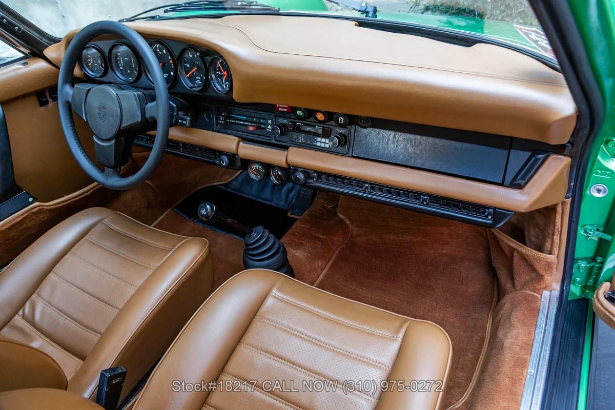 1976 Porsche 911S Coupe thumbnail 17