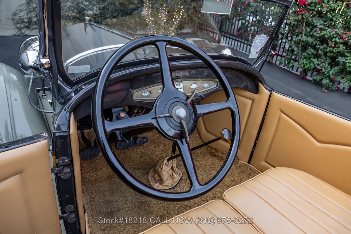 1928 Chrysler Model 72 Roadster with Rumble Seat thumbnail 13