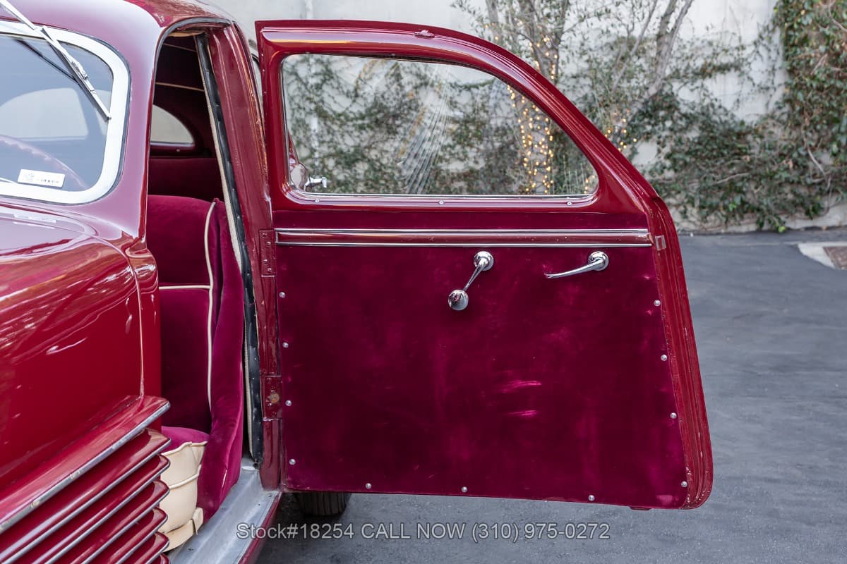 1936 Cord 810 Westchester Sedan thumbnail 13