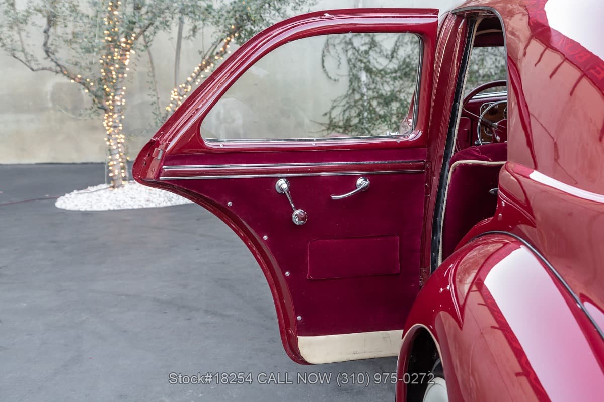 1936 Cord 810 Westchester Sedan thumbnail 16