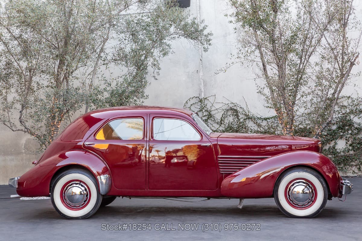 1936 Cord 810 Westchester Sedan thumbnail 4