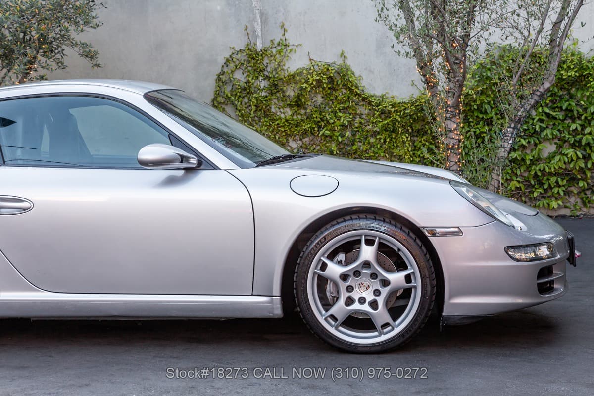 2005 Porsche 997 Carrera Coupe 6-Speed thumbnail 9