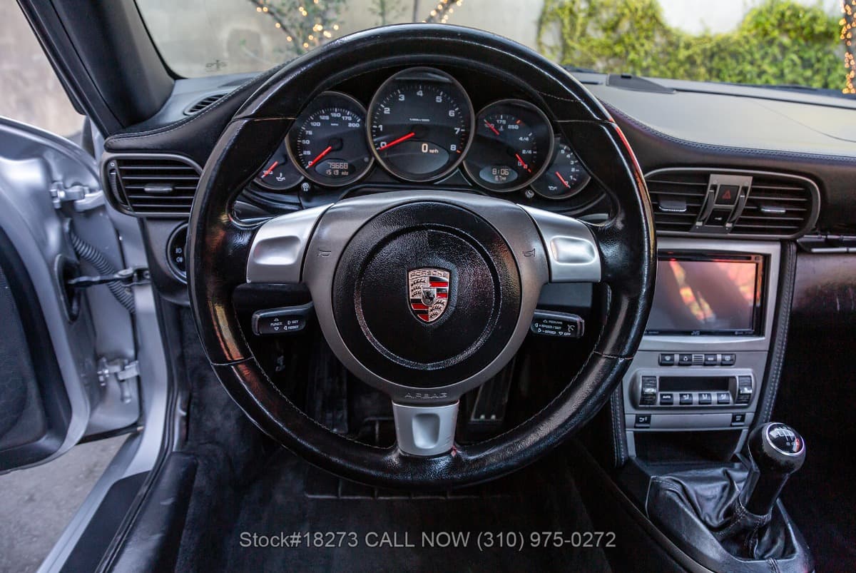 2005 Porsche 997 Carrera Coupe 6-Speed thumbnail 17