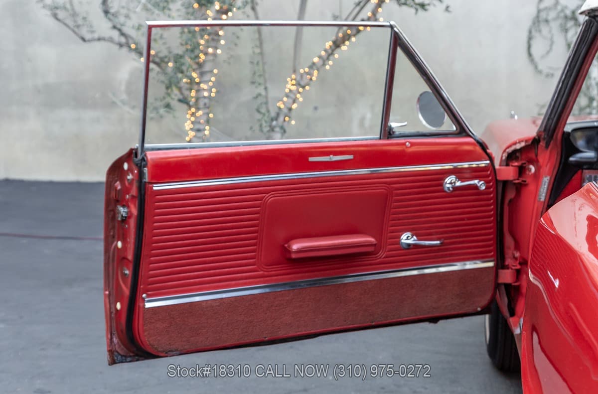1963 Pontiac Tempest LeMans Convertible thumbnail 14