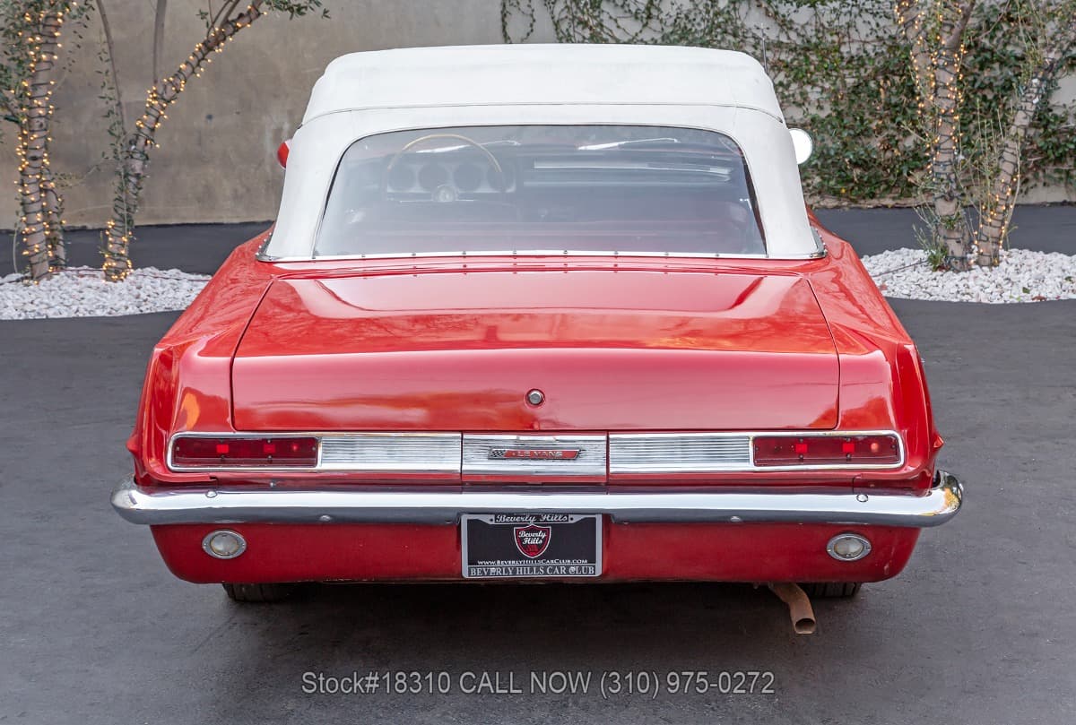 1963 Pontiac Tempest LeMans Convertible thumbnail 5