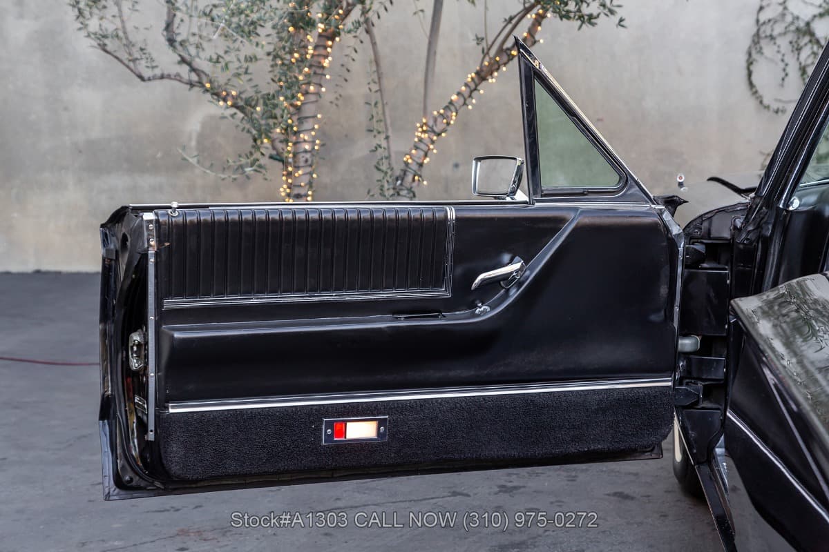 1966 Ford Thunderbird Convertible thumbnail 14