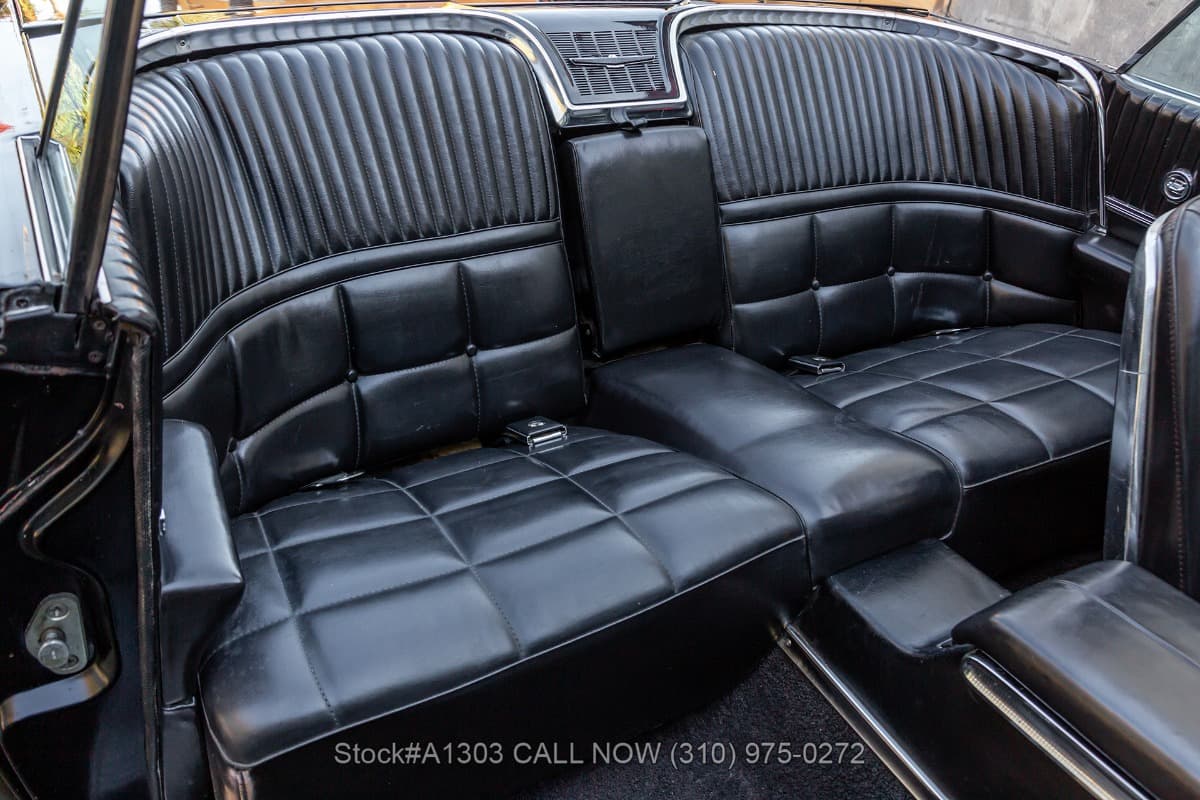 1966 Ford Thunderbird Convertible thumbnail 19