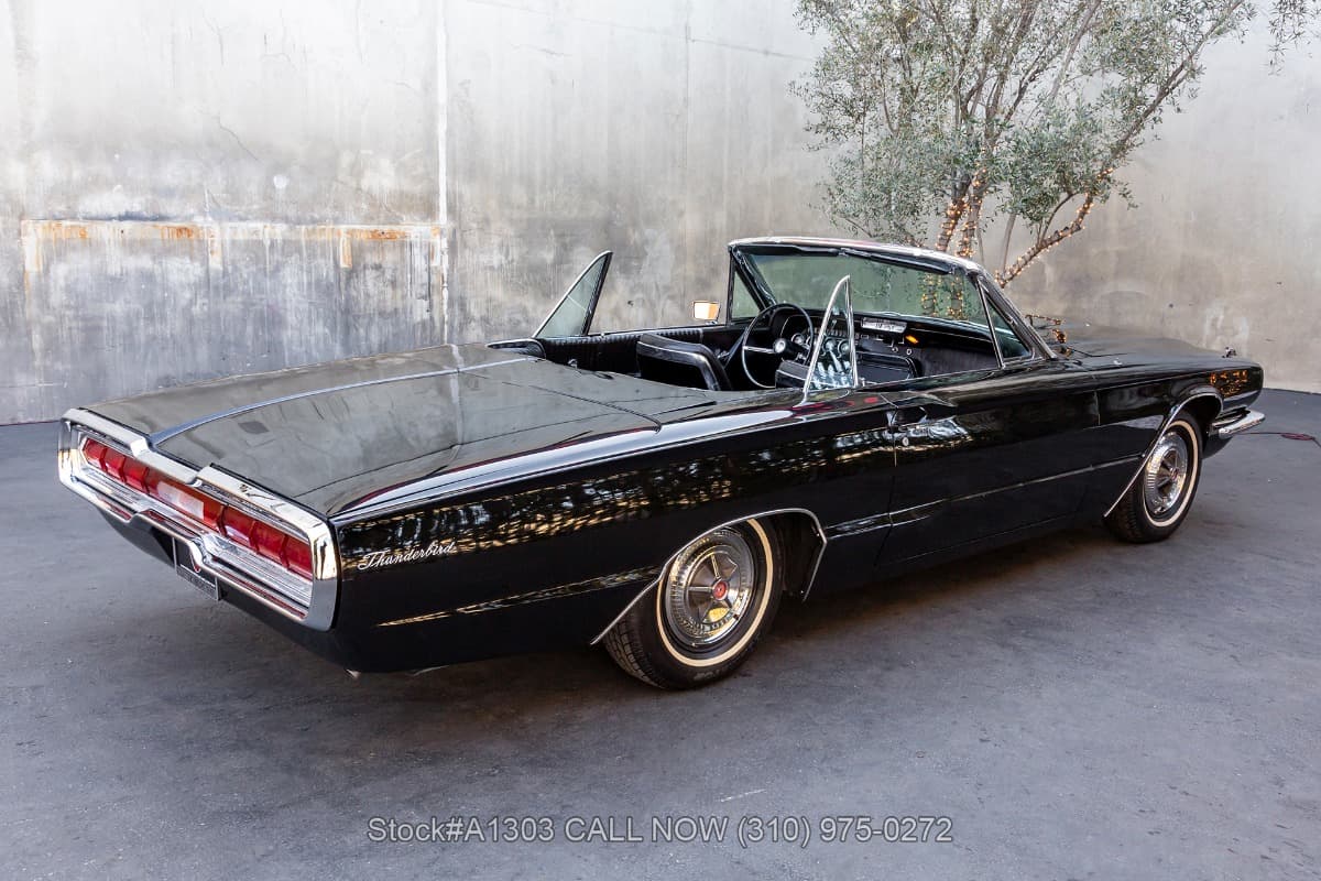 1966 Ford Thunderbird Convertible thumbnail 4