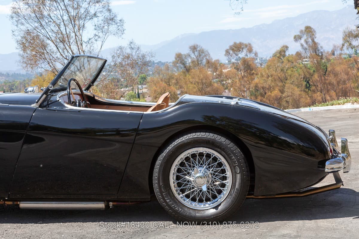 1954 Austin-Healey 100-4 Convertible Sports Car thumbnail 12