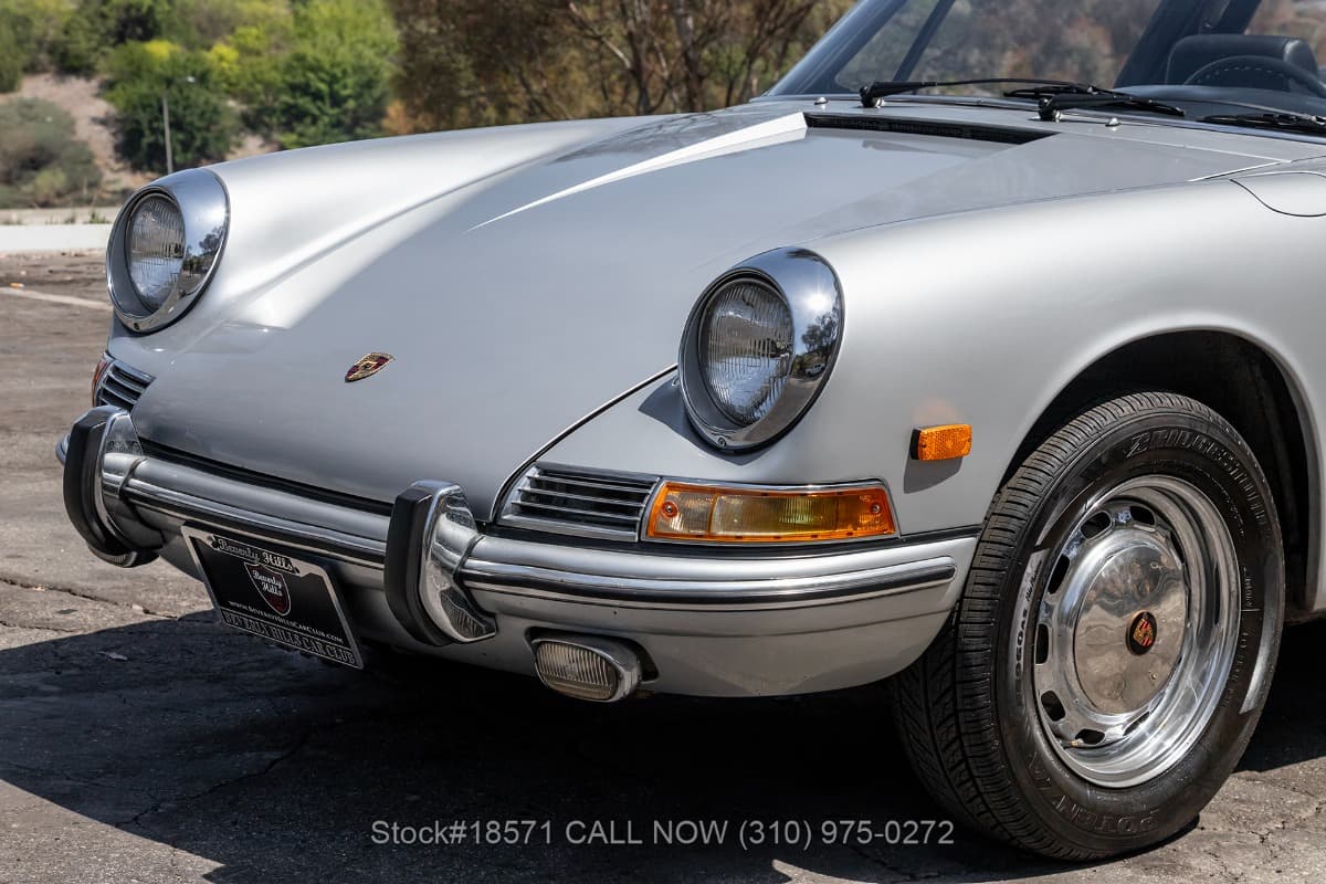 1968 Porsche 912 Soft Window Targa 5-Speed thumbnail 5