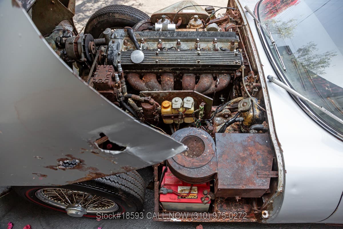 1969 Jaguar XKE Series II 2+2 thumbnail 23