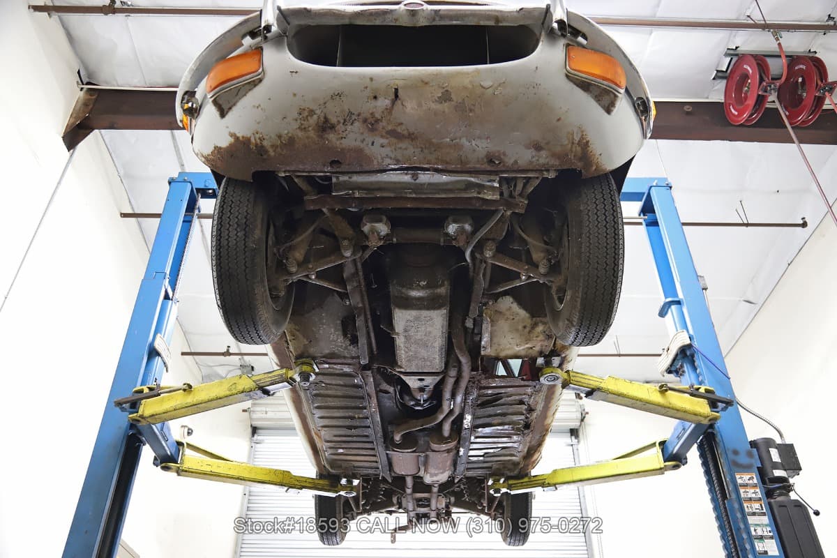 1969 Jaguar XKE Series II 2+2 thumbnail 28