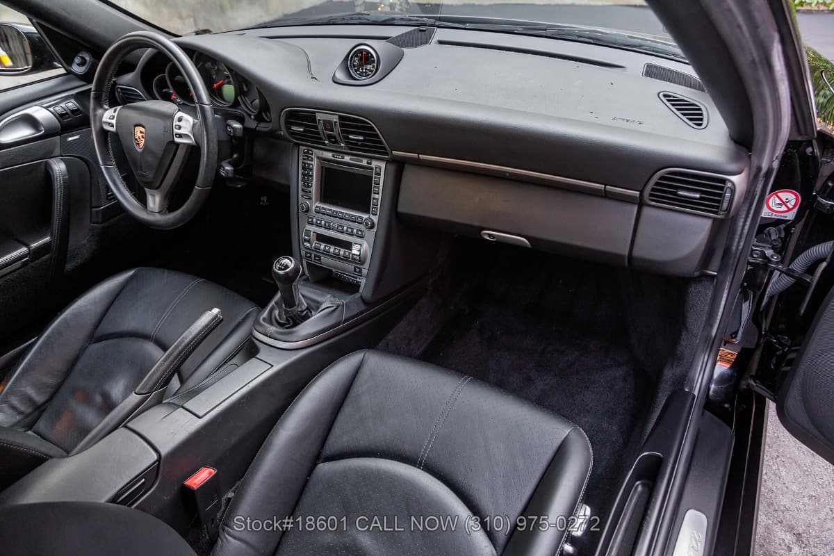 2005 Porsche 997 Carrera Coupe 6-Speed thumbnail 9