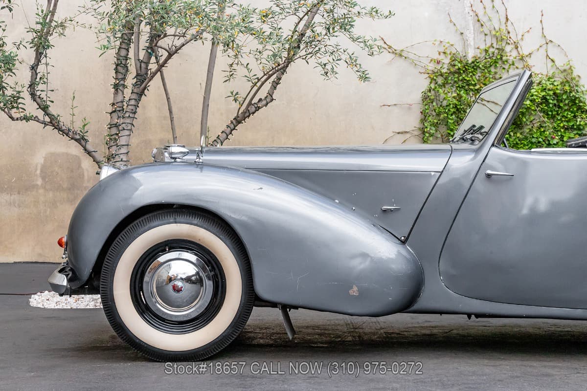 1948 Triumph 1800 Roadster Right-Hand-Drive thumbnail 12