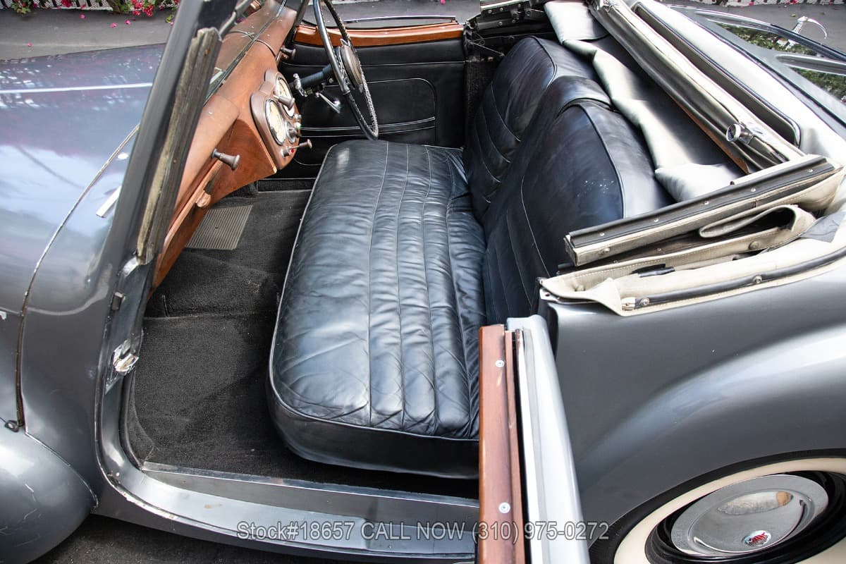 1948 Triumph 1800 Roadster Right-Hand-Drive thumbnail 14