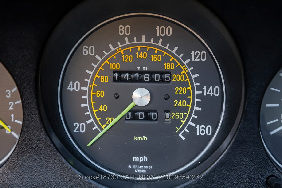 1987 Mercedes 560SL thumbnail 18