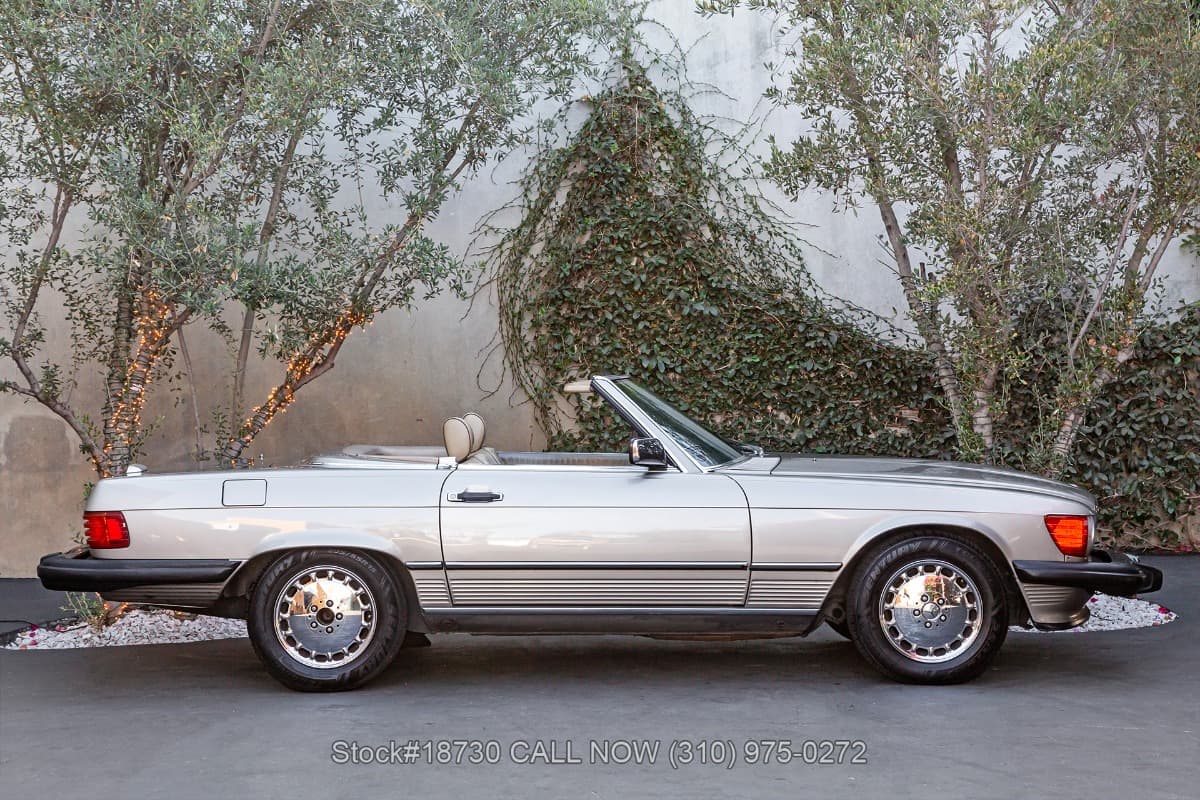 1987 Mercedes 560SL thumbnail 3