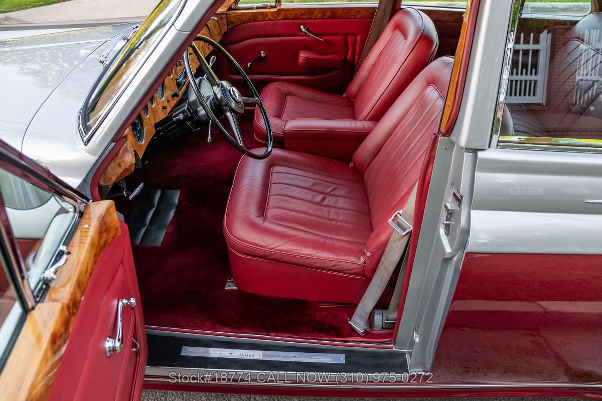 1960 Bentley S2 Continental Sport Saloon Left-Hand-Drive by James Young thumbnail 10