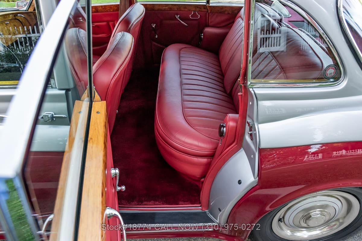 1960 Bentley S2 Continental Sport Saloon Left-Hand-Drive by James Young thumbnail 13
