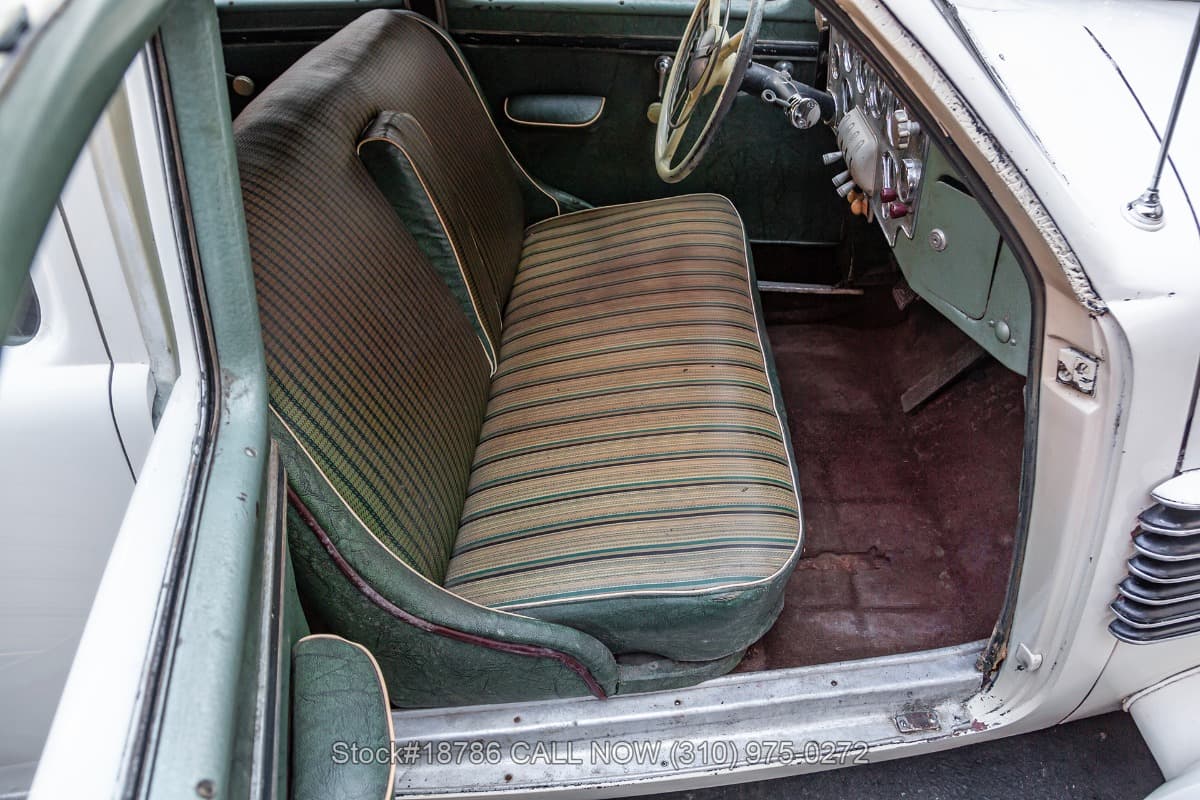 1937 Cord 812 Beverly Sedan thumbnail 17