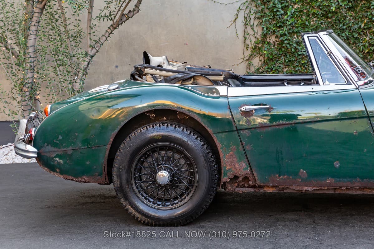 1966 Austin-Healey 3000 BJ8 Mk III Convertible Sports Car thumbnail 12