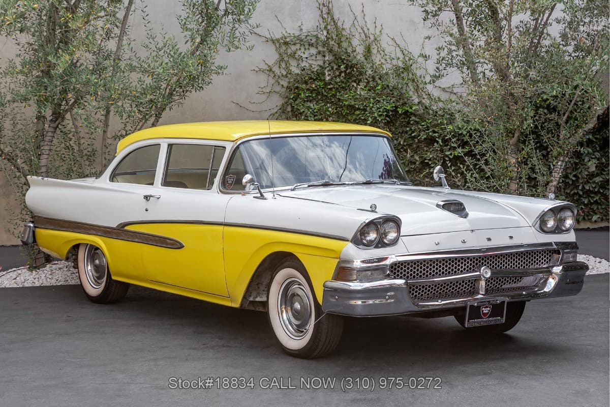 1958 Ford Fairlane Coupe — photo 1