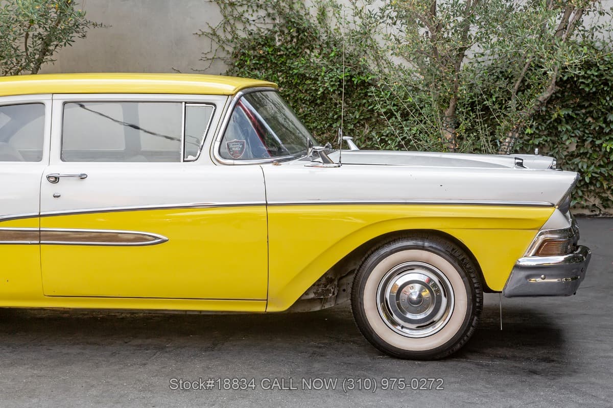 1958 Ford Fairlane Coupe thumbnail 8