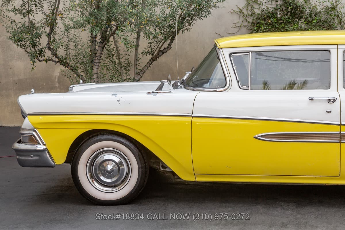 1958 Ford Fairlane Coupe thumbnail 10