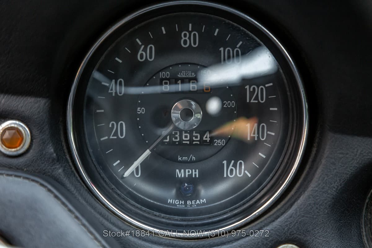 1975 Jensen Interceptor Mk III thumbnail 15