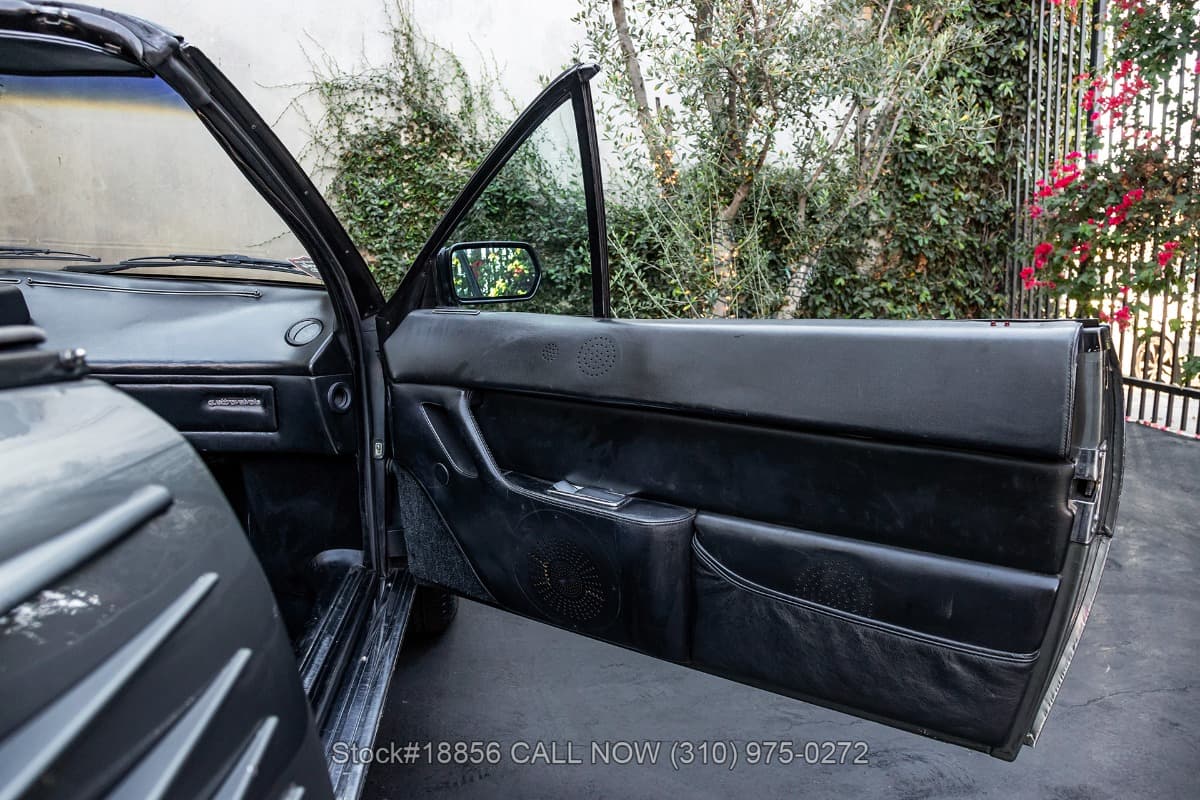 1983 Ferrari Mondial Cabriolet thumbnail 14
