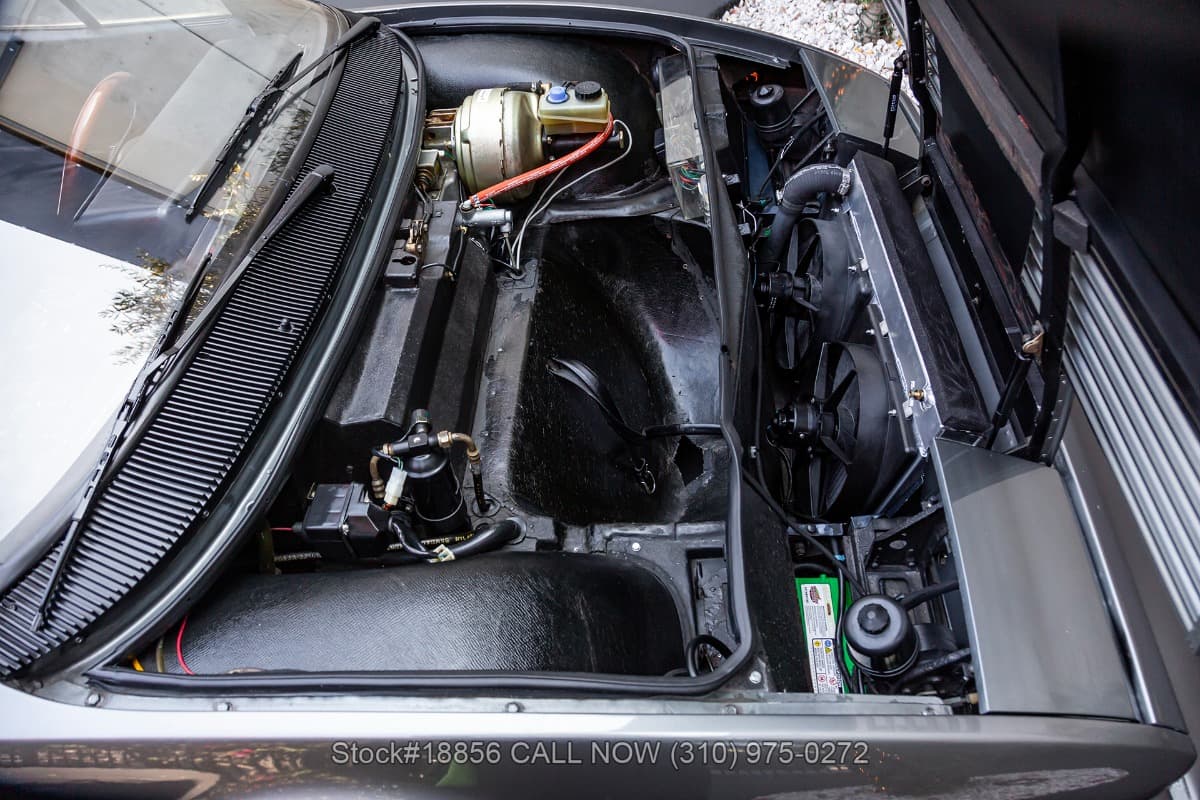 1983 Ferrari Mondial Cabriolet thumbnail 18