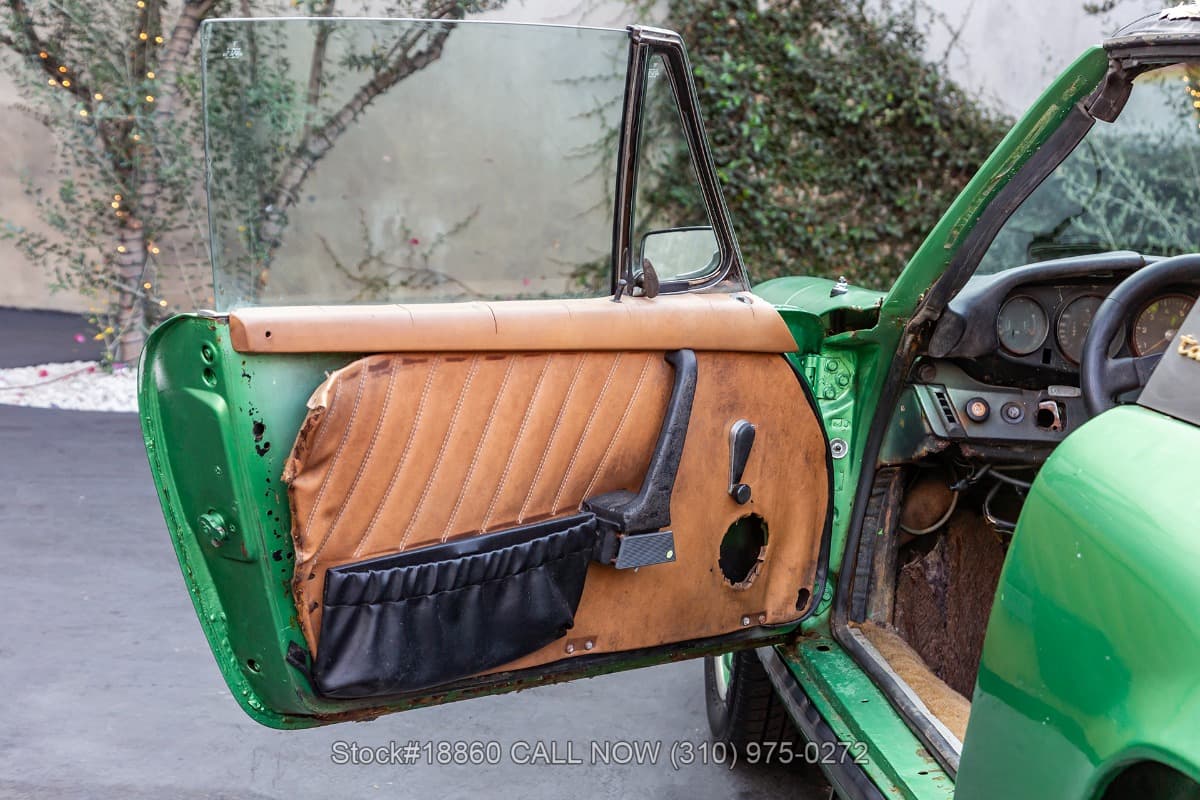 1975 Porsche 911S Targa thumbnail 15