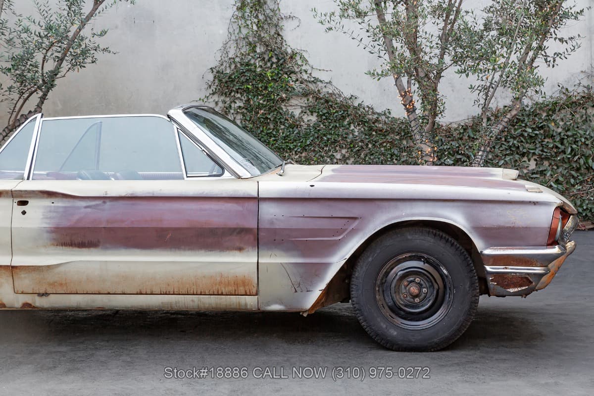 1965 Ford Thunderbird Convertible thumbnail 8