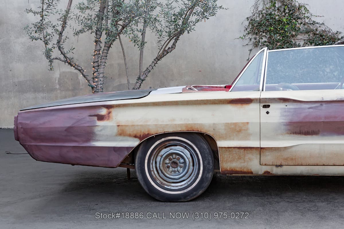 1965 Ford Thunderbird Convertible thumbnail 9