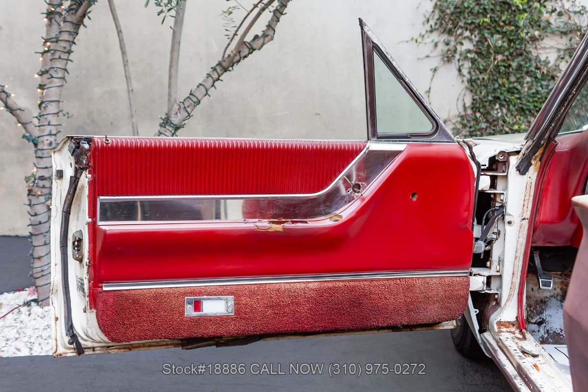 1965 Ford Thunderbird Convertible thumbnail 11