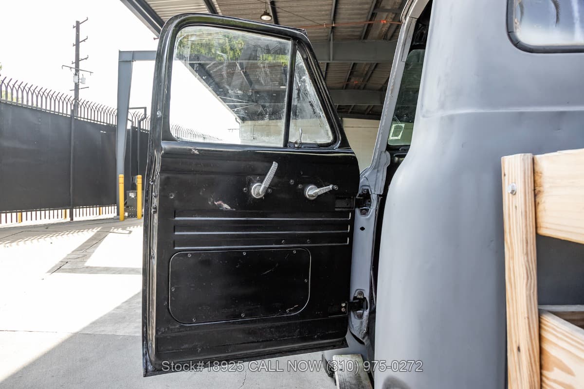 1955 Ford F-250 Pickup thumbnail 12