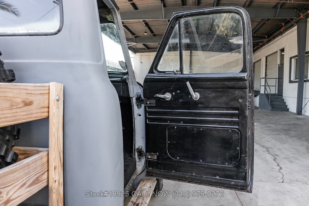 1955 Ford F-250 Pickup thumbnail 17