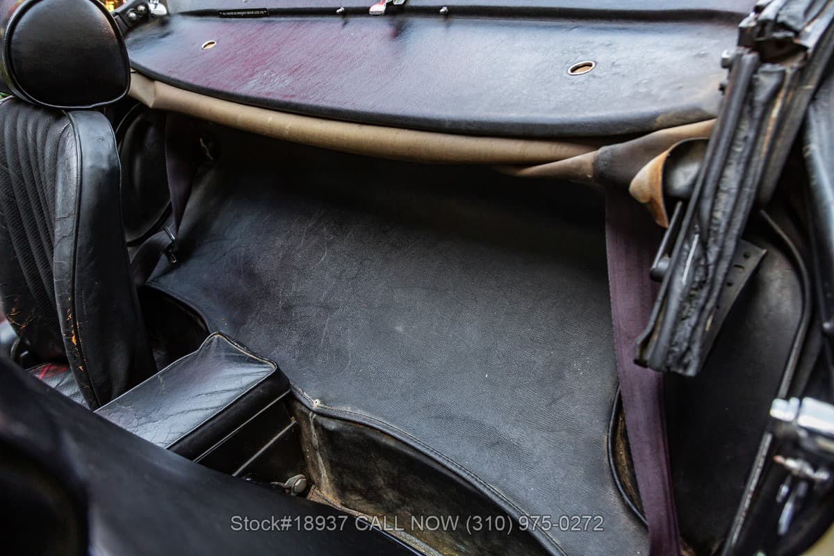1971 Jaguar XKE Series II Roadster thumbnail 14