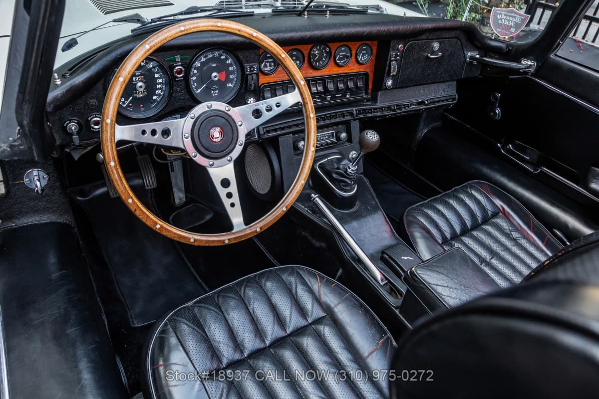 1971 Jaguar XKE Series II Roadster thumbnail 15