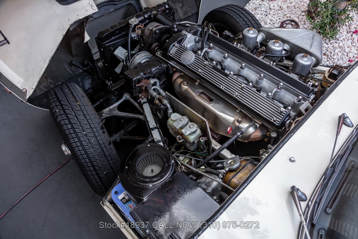1971 Jaguar XKE Series II Roadster thumbnail 22