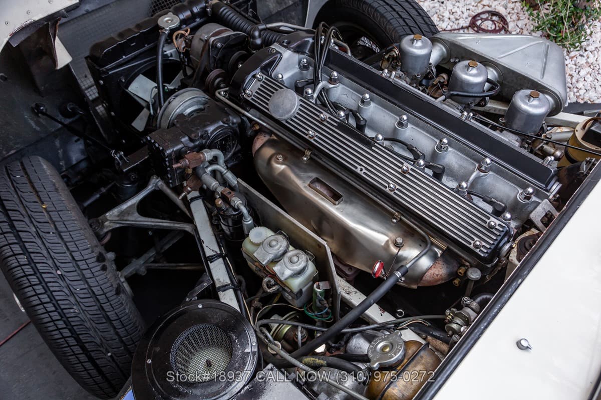 1971 Jaguar XKE Series II Roadster thumbnail 23